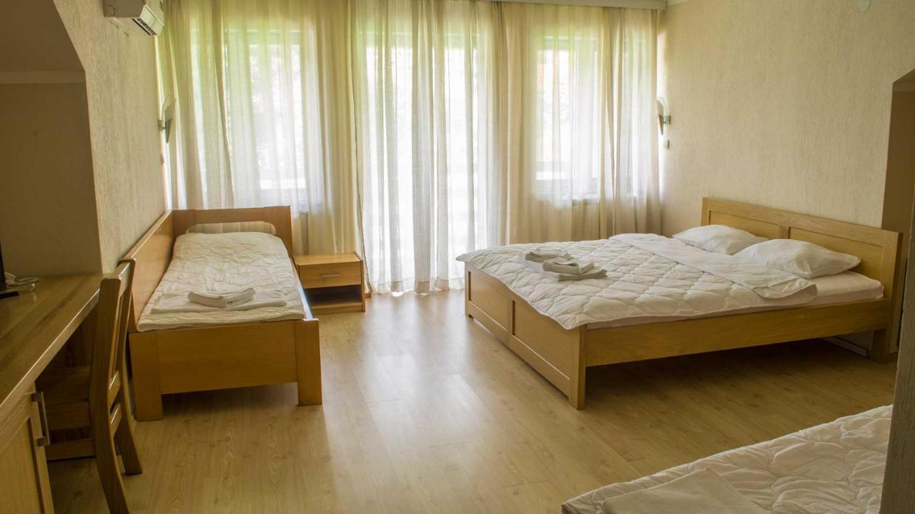 Motel Predejane Buitenkant foto