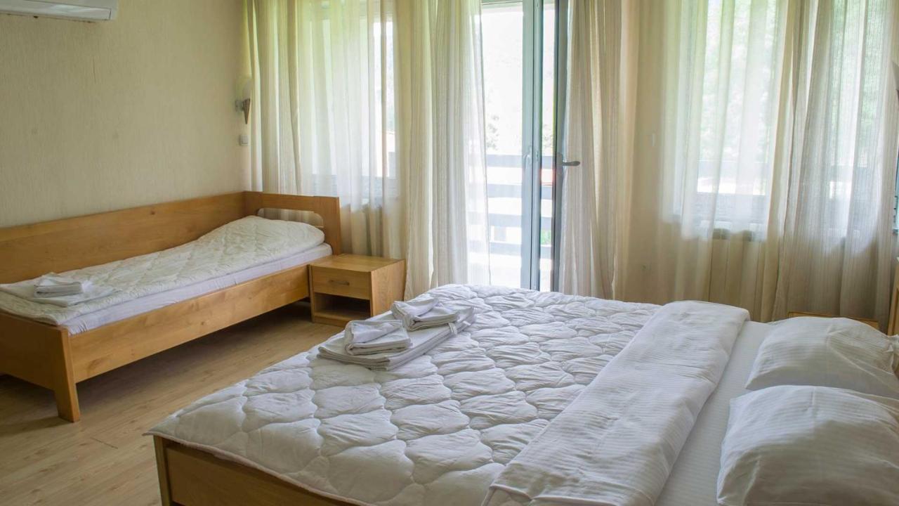 Motel Predejane Buitenkant foto