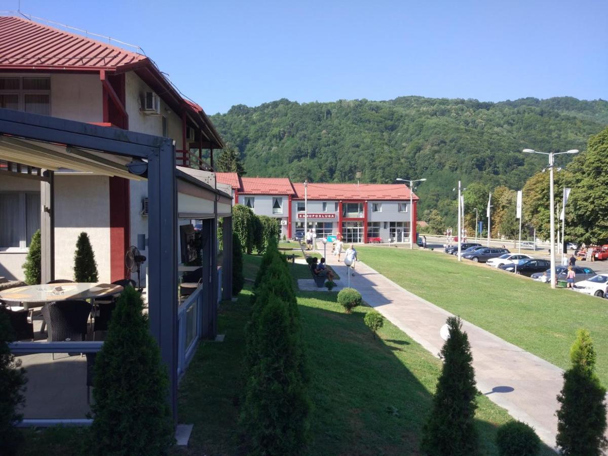 Motel Predejane Buitenkant foto